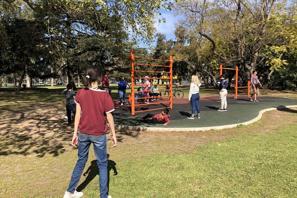 Llegada de la primavera y Día del estudiante en los Bosques de Palermo, Buenos Aires - Sputnik Mundo