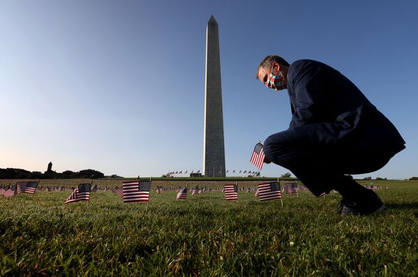 EEUU supera las 200.000 víctimas mortales por el coronavirus

 - Sputnik Mundo