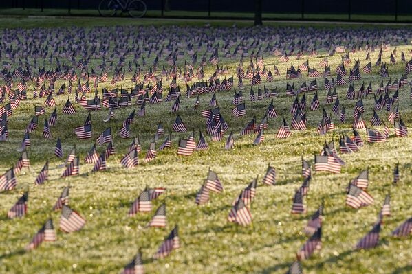 EEUU supera las 200.000 víctimas mortales por el coronavirus

 - Sputnik Mundo