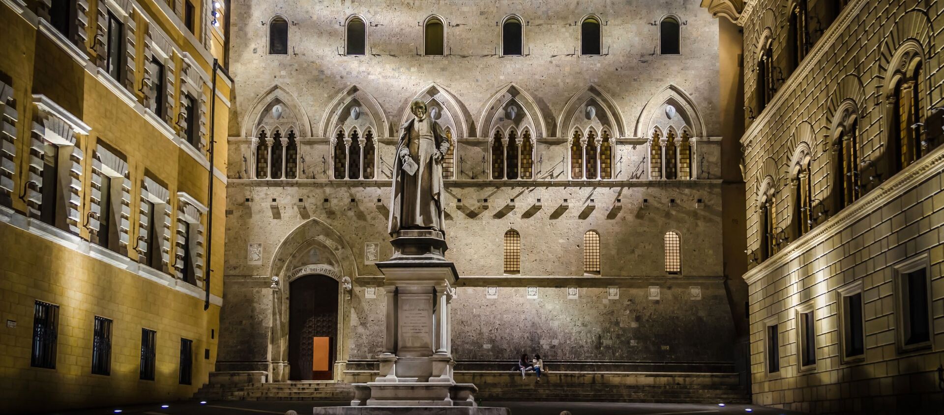 El edificio de Banca Monte dei Paschi di Siena - Sputnik Mundo, 1920, 23.09.2020