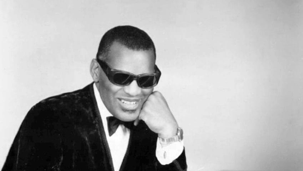 Ray Charles, cantante y pianista estadounidense - Sputnik Mundo