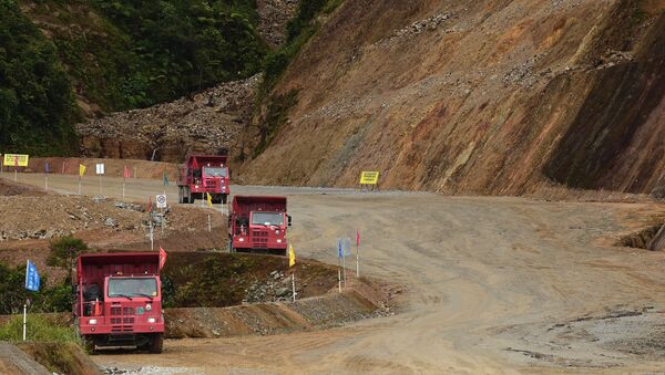 Minería en Tundayme, Ecuador Minería en Tundayme, Ecuador - Sputnik Mundo