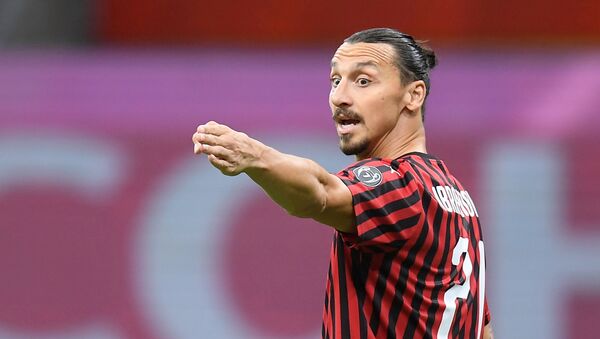 Zlatan Ibrahimovic, delantero sueco del AC Milan - Sputnik Mundo