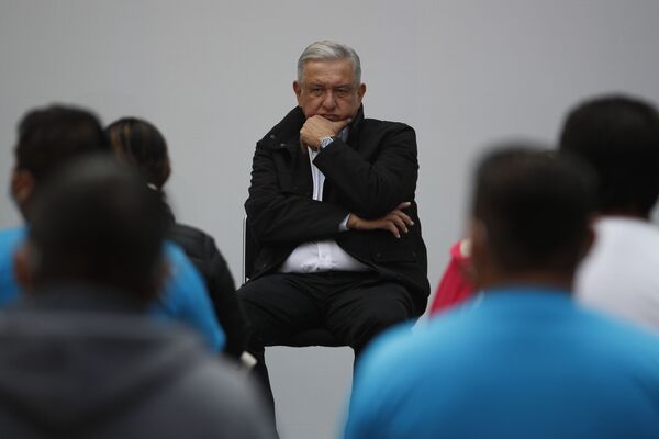 Ordenan detención de federales y militares en México por el caso Ayotzinapa - Sputnik Mundo