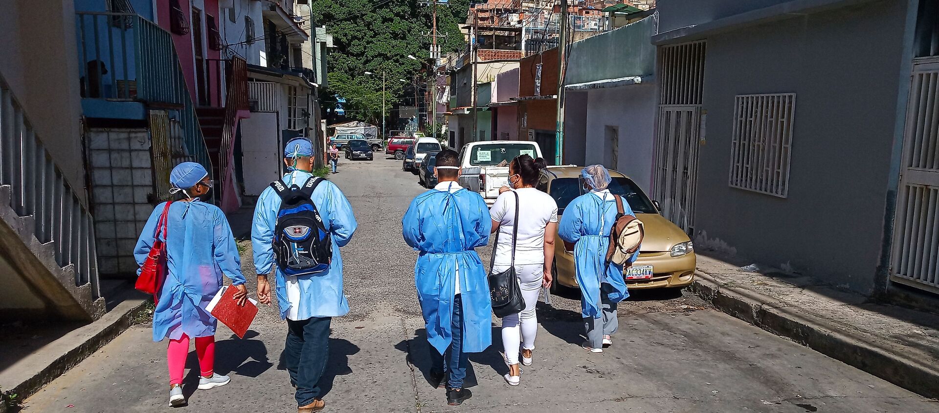 Visita casa por casa de médicos y enfermeros del CDI María del Mar Álvarez - Sputnik Mundo, 1920, 28.09.2020