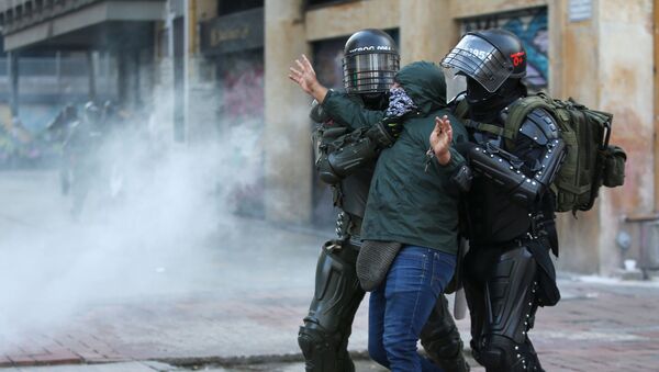 Protestas en Bogotá, Colombia - Sputnik Mundo