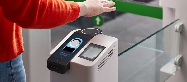 Sistema biométrico Amazon One - Sputnik Mundo