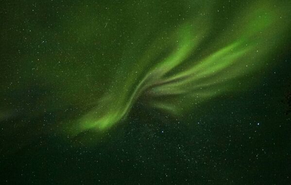 Los cielos se visten de gala: disfruta la belleza de las auroras boreales de Múrmansk Los cielos se visten de gala: disfruta la belleza de las auroras boreales de Múrmansk - Sputnik Mundo