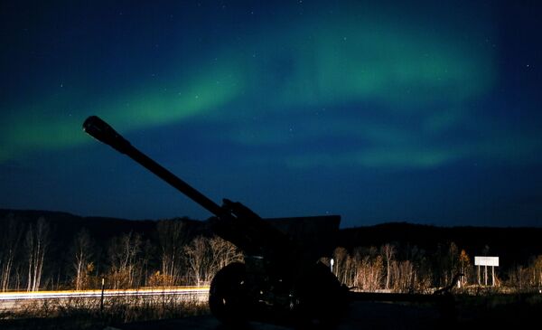 Los cielos se visten de gala: disfruta la belleza de las auroras boreales de Múrmansk Los cielos se visten de gala: disfruta la belleza de las auroras boreales de Múrmansk - Sputnik Mundo