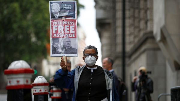 Los partidarios de Julian Assange en Londres Los partidarios de Julian Assange en Londres - Sputnik Mundo