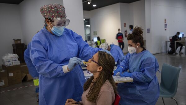 Servicio del SUMMA hace test de coronavirus en Madrid - Sputnik Mundo