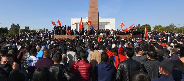 Protestas en la capital kirguisa Biskek - Sputnik Mundo