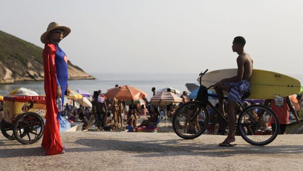 Una playa en Río de Janeiro - Sputnik Mundo