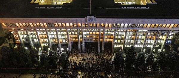 Protestas en Biskek, Kirguistán - Sputnik Mundo