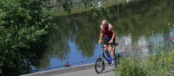 Un hombre ruso (imagen referencial) - Sputnik Mundo