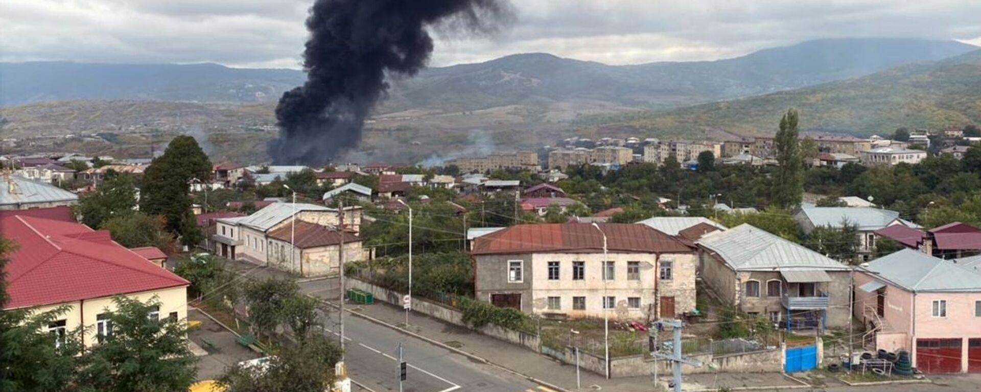 Consecuencias del ataque a la capital de Nagorno Karabaj, Stepanakert - Sputnik Mundo, 1920, 13.09.2021