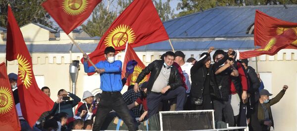 Protestas en Kirguistán - Sputnik Mundo