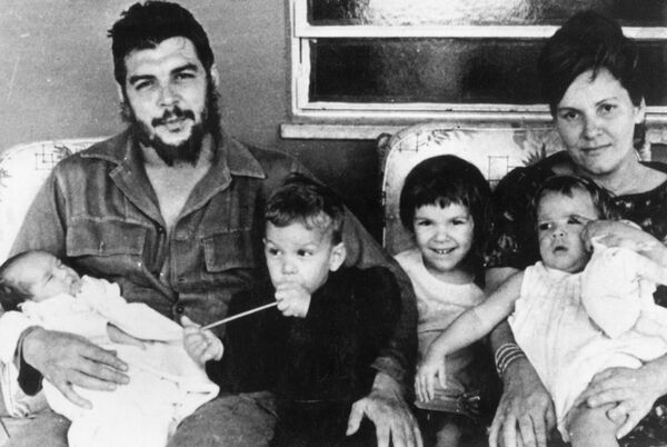 El Che que pocos conocen: 277 fotos de su autoría muestran cómo él veía el mundo - Sputnik Mundo