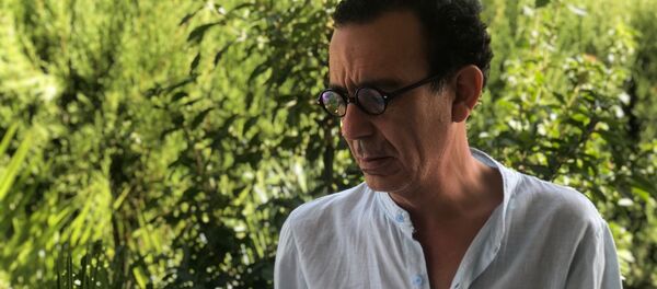 Diego Doncel, ganador del Premio Internacional de Poesía Loewe 2020 - Sputnik Mundo