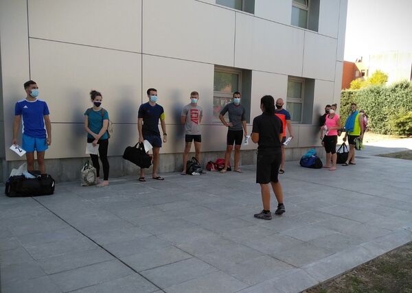 Es egoísta, pero vendría contagiado: opositores a Policía en España podrían ir a las pruebas con COVID-19 - Sputnik Mundo