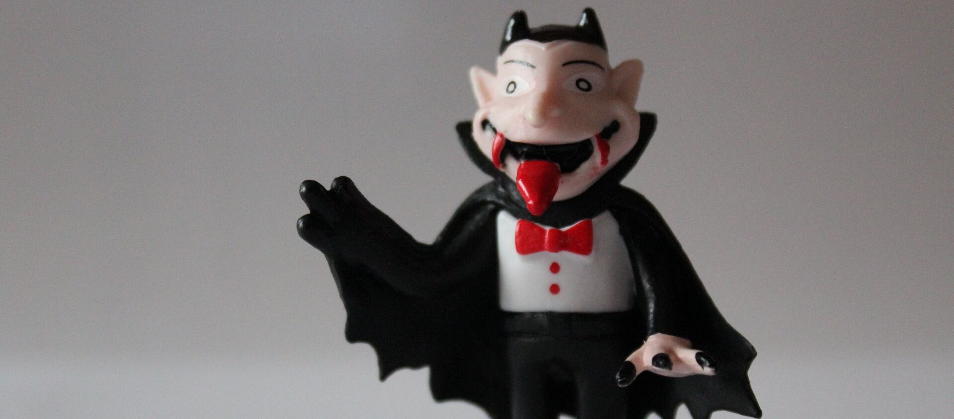 Muñeco del Conde Drácula - Sputnik Mundo, 1920, 09.10.2020