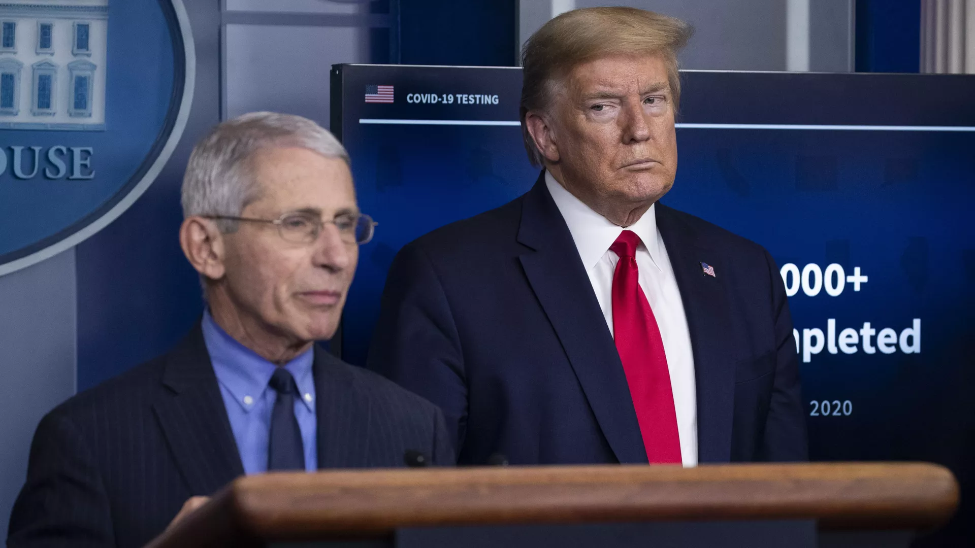 Anthony Fauci, principal experto de EEUU en enfermedades infecciosas y el presidente Donald Trump - Sputnik Mundo, 1920, 25.01.2025