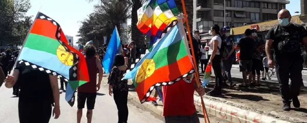 Marcha por la lucha mapuche y el 12 de octubre en Chile Marcha por la lucha mapuche y el 12 de octubre en Chile - Sputnik Mundo