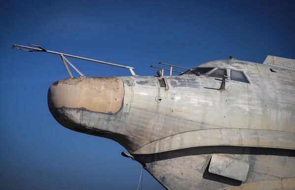 En 2011 se supo que el Ministerio de Defensa de Rusia decidió abandonar la idea del desarrollo de nuevos ekranoplanos. - Sputnik Mundo