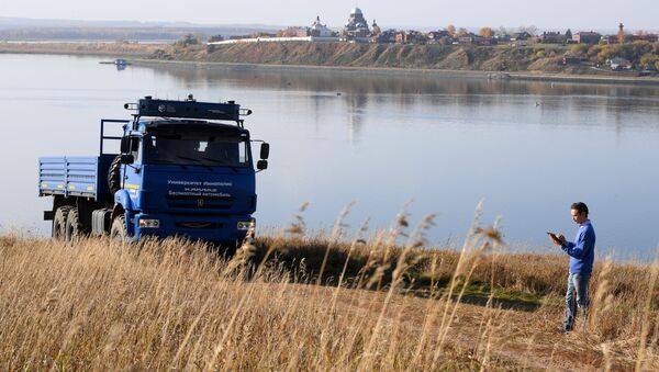 Las pruebas de un Kamaz autónomo en Innopolis, Rusia - Sputnik Mundo