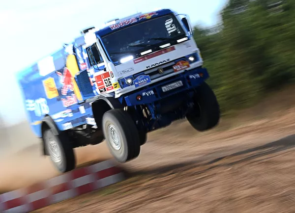El equipo ruso KAMAZ-master se prepara para el Rally Dakar 2021 El equipo ruso KAMAZ-master se prepara para el Rally Dakar 2021 - Sputnik Mundo