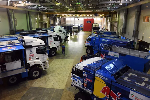 El equipo ruso KAMAZ-master se prepara para el Rally Dakar 2021 El equipo ruso KAMAZ-master se prepara para el Rally Dakar 2021 - Sputnik Mundo