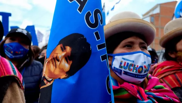 Los partidarios del partido boliviano Movimiento Al Socialismo 