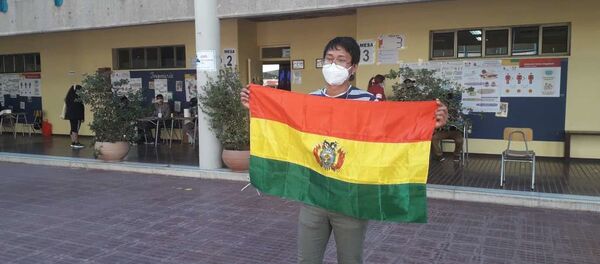 Bolivianos votan en Chile - Sputnik Mundo