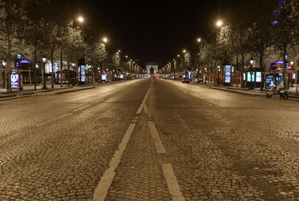 ¿Te imaginas estar en una París vacía?
¿Te imaginas estar en una París vacía?
- Sputnik Mundo