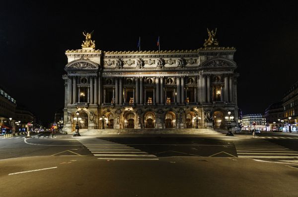 ¿Te imaginas estar en una París vacía?
¿Te imaginas estar en una París vacía?
- Sputnik Mundo