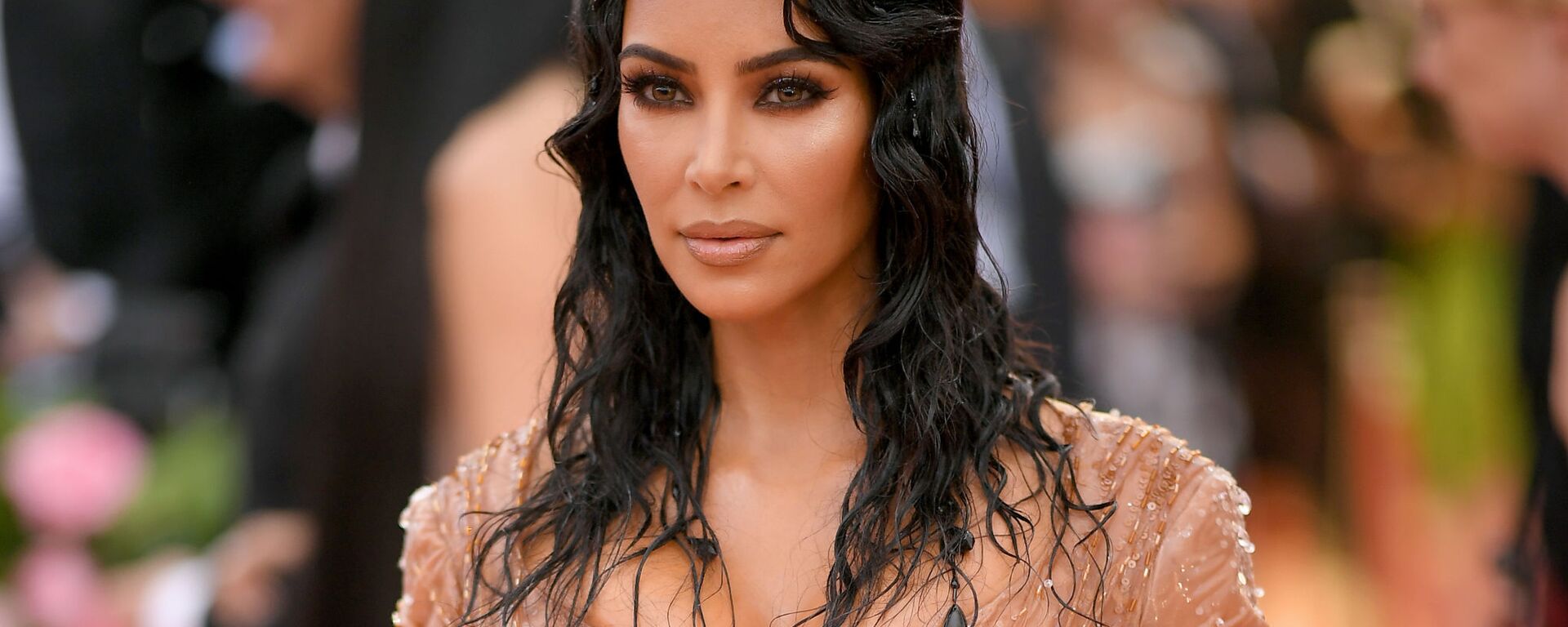 La mujer que convirtió su sexualidad en su profesión: Kim Kardashian cumple 40 años  

 - Sputnik Mundo, 1920, 21.10.2020