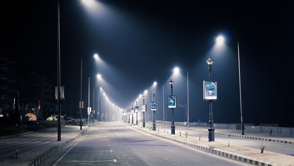 Toque de queda Toque de queda - Sputnik Mundo