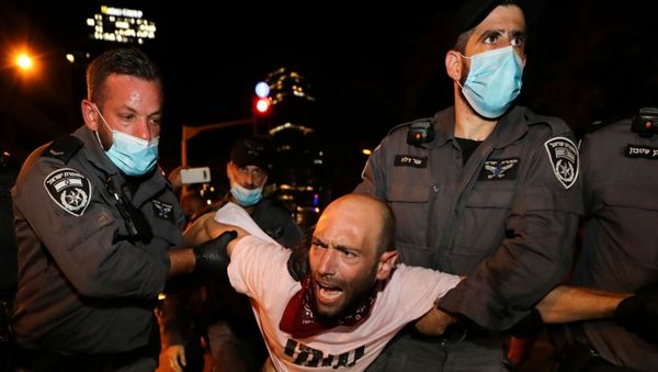 Protestas contra medidas gubernamentales por coronavirus en Tel Aviv Protestas contra medidas gubernamentales por coronavirus en Tel Aviv - Sputnik Mundo