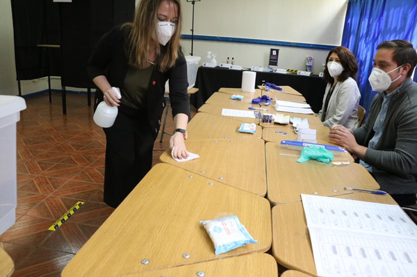 Plebiscito en Chile: qué y cómo se vota para la nueva Constitución Plebiscito en Chile: qué y cómo se vota para la nueva Constitución - Sputnik Mundo