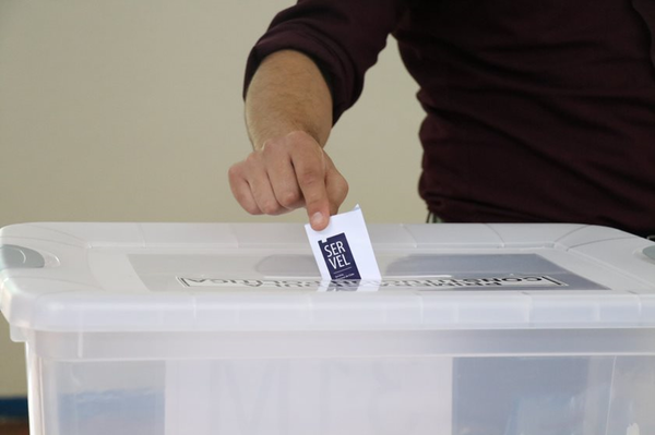 Plebiscito en Chile: qué y cómo se vota para la nueva Constitución Plebiscito en Chile: qué y cómo se vota para la nueva Constitución - Sputnik Mundo