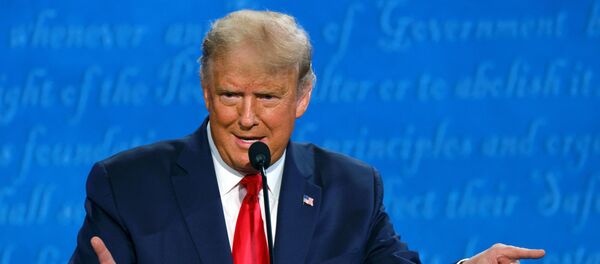 Donald Trump, presidente de EEUU, durante los debates con el candidato a la presidencia Joe Biden Donald Trump, presidente de EEUU, durante los debates con el candidato a la presidencia Joe Biden - Sputnik Mundo