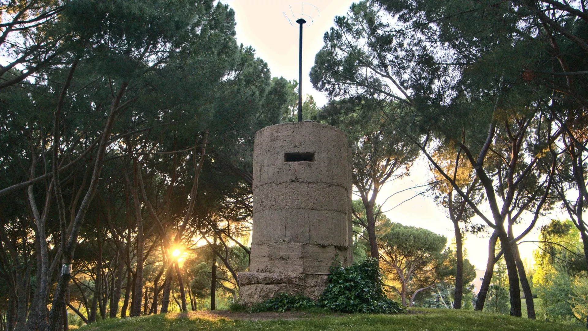 Un fortín de la Guerra Civil en el Parque del Oeste en Madrid