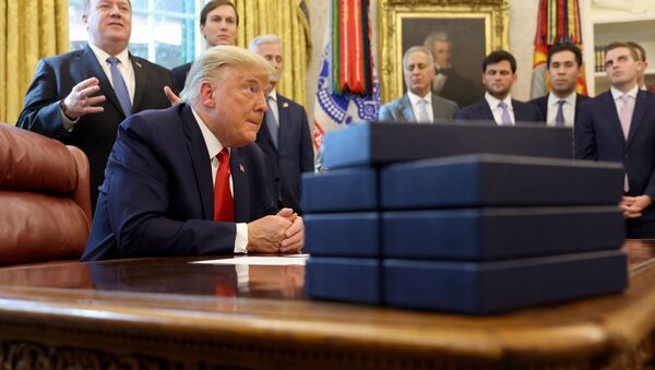 La firma del acuerdo entre Israel y Sudán en la Casa Blanca, EEUU - Sputnik Mundo