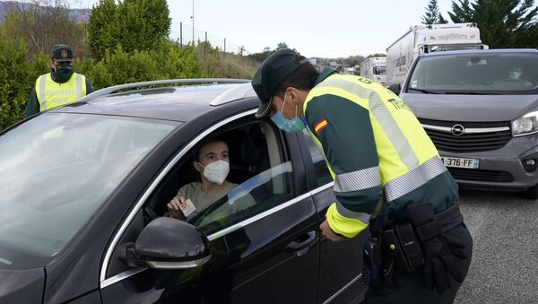 Restricciones del coronavirus en España - Sputnik Mundo