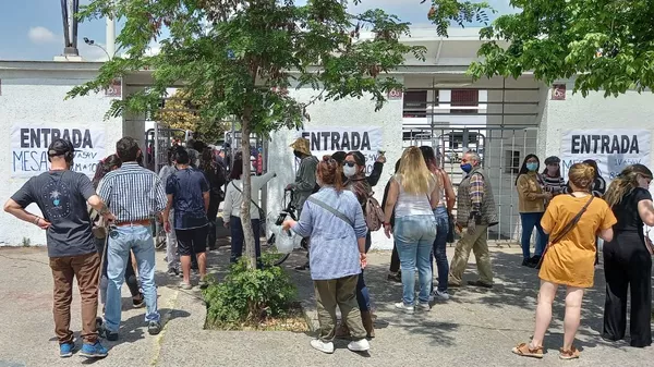 El histórico plebiscito constitucional en Chile - Sputnik Mundo