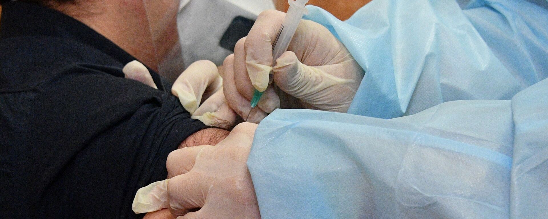 La vacunación con Sputnik V - Sputnik Mundo, 1920, 25.03.2021