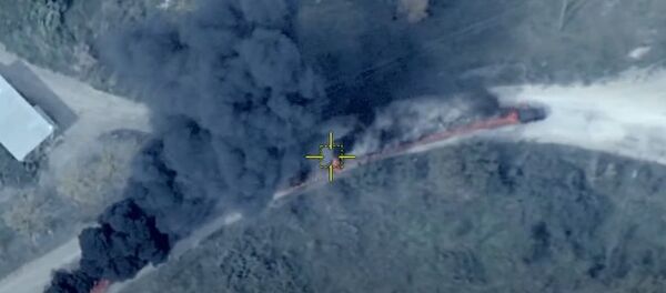 El momento del presunto ataque contra el ministro de Defensa de Nagorno Karabaj - Sputnik Mundo