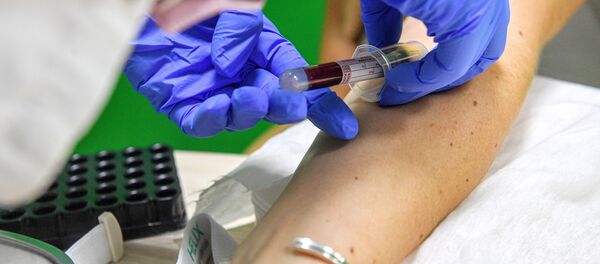 Pruebas de anticuerpos en Moscú  - Sputnik Mundo