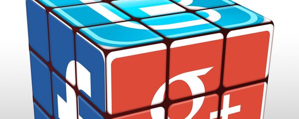 Logos de Facebook, Google y Twitter (imagen referencial) - Sputnik Mundo