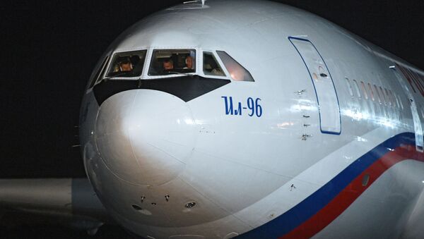 Un IL-96 ruso - Sputnik Mundo